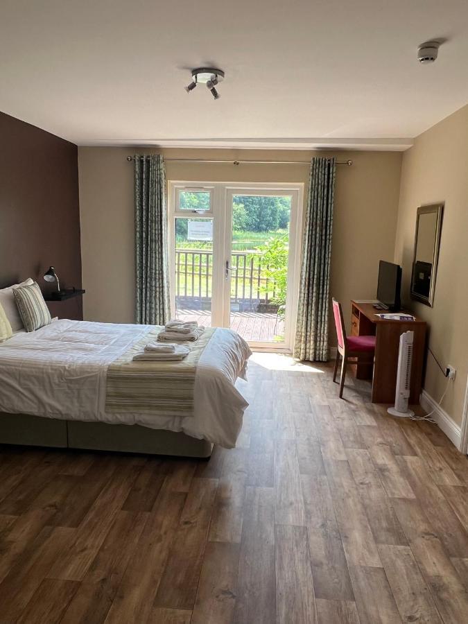 Cadmore Lodge Bed & Breakfast Tenbury Eksteriør billede